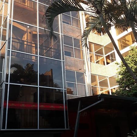 Hotel del Sur San Lorenzo Exterior foto